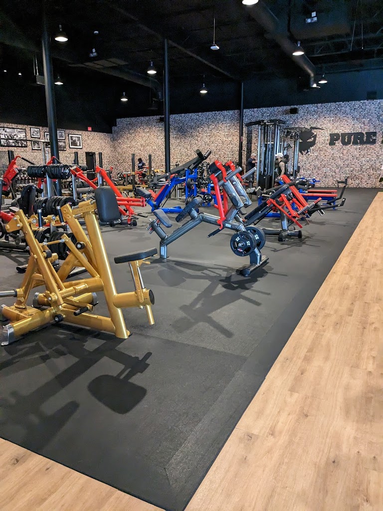  Gold's Gym Friendswood