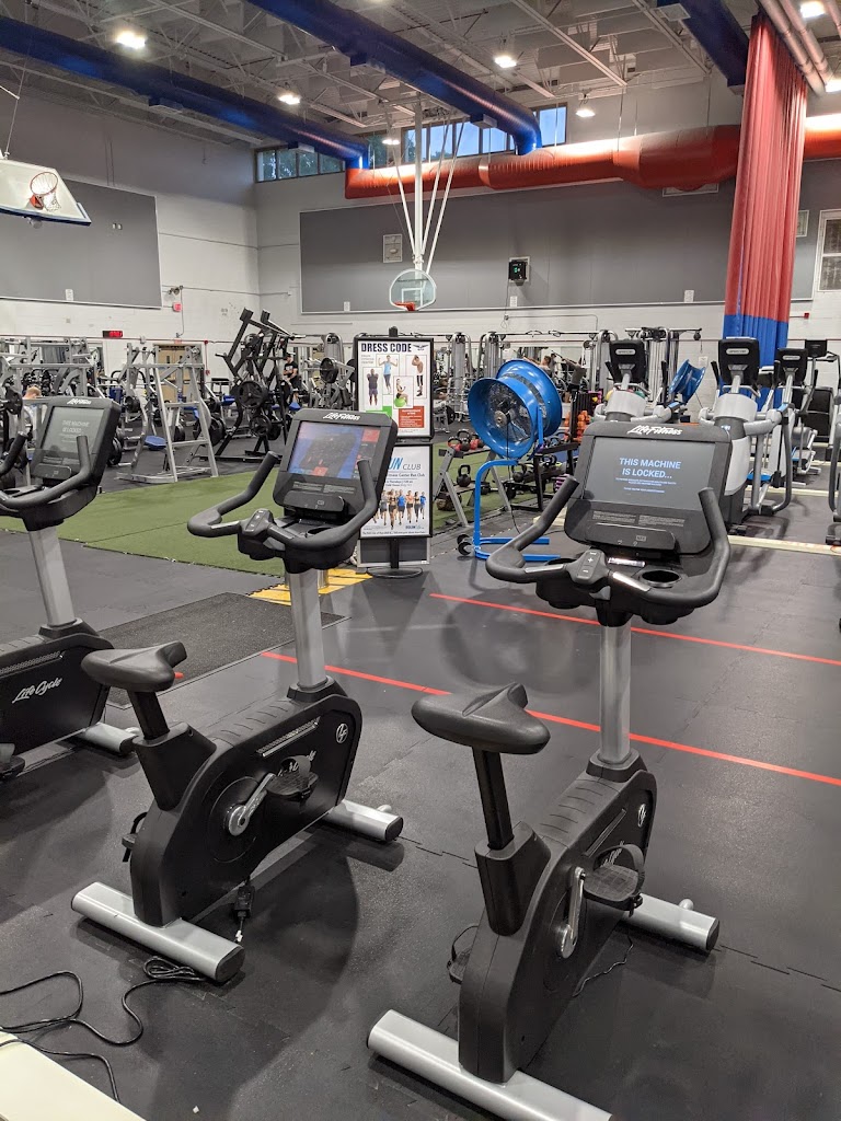  Eglin Fitness Center (Phoenix Fitness Center)