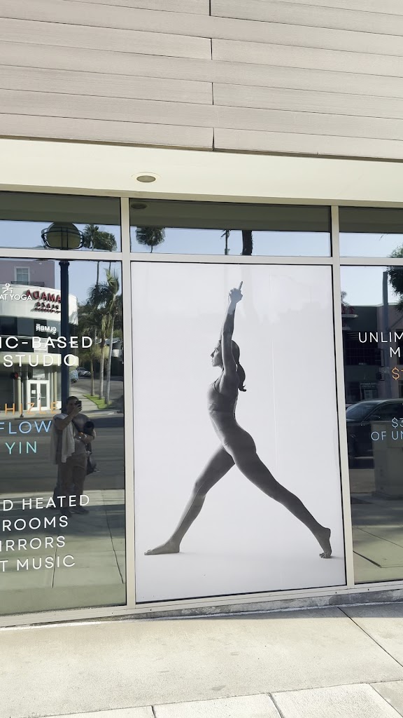  Sweat Yoga West Hollywood