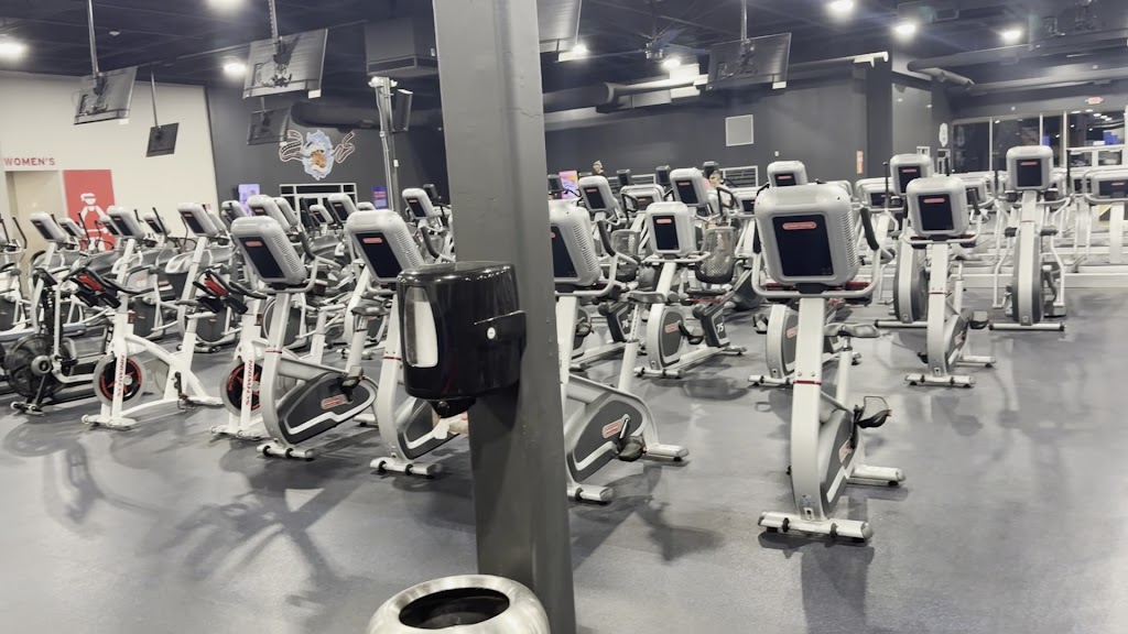  Crunch Fitness - Lawrence