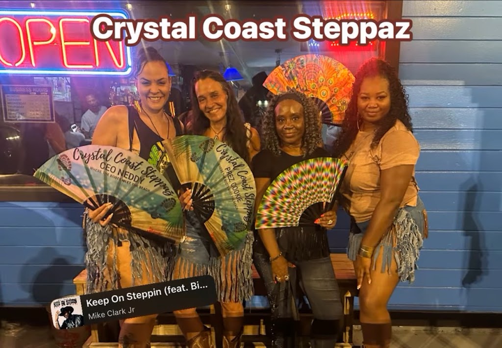  MOMENTUM Yoga & Wellness