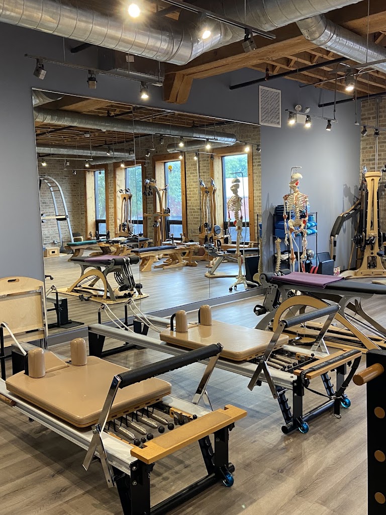  Chicago Center-Body Movement