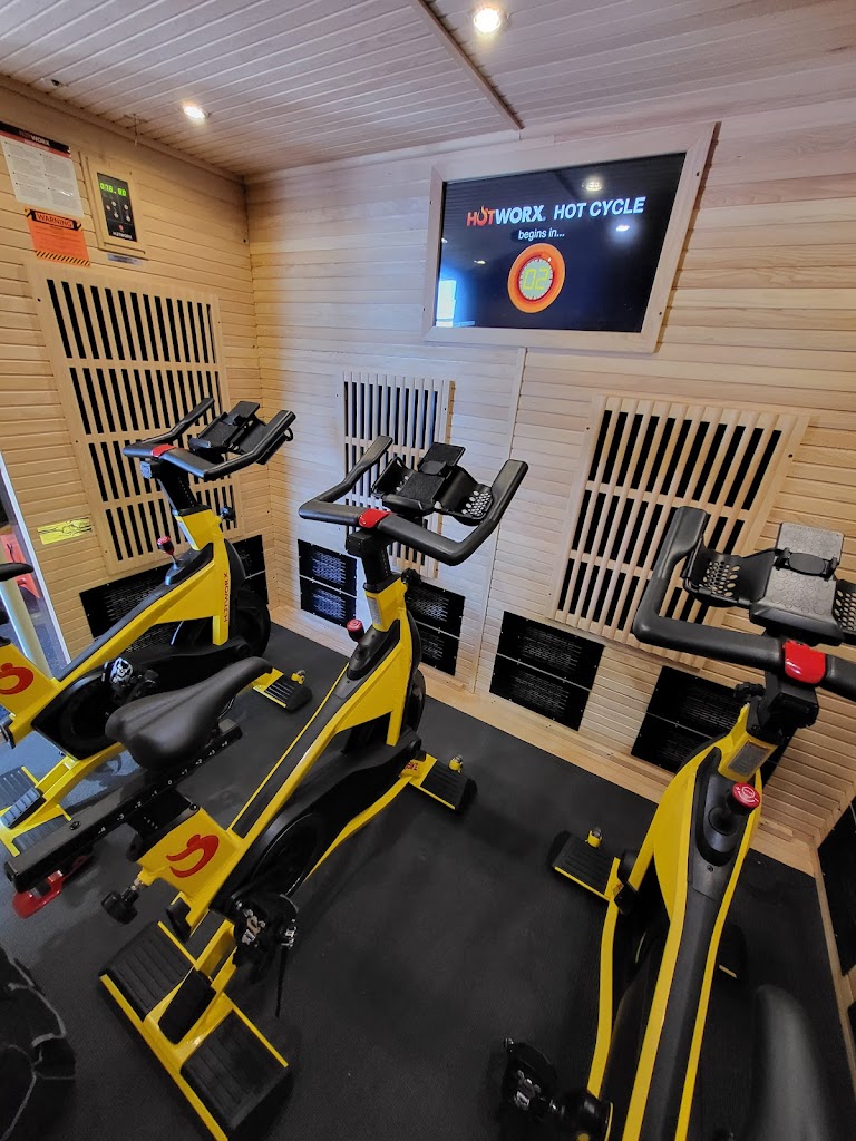  HOTWORX - Riverbank, CA - Crossroads at Riverbank