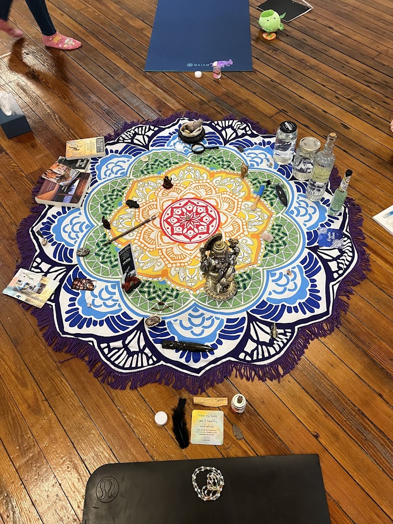  Megan's Yoga Tribe-Blue Springs