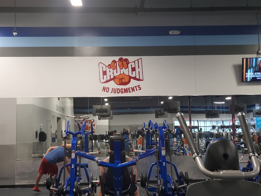  Crunch Fitness - Aurora