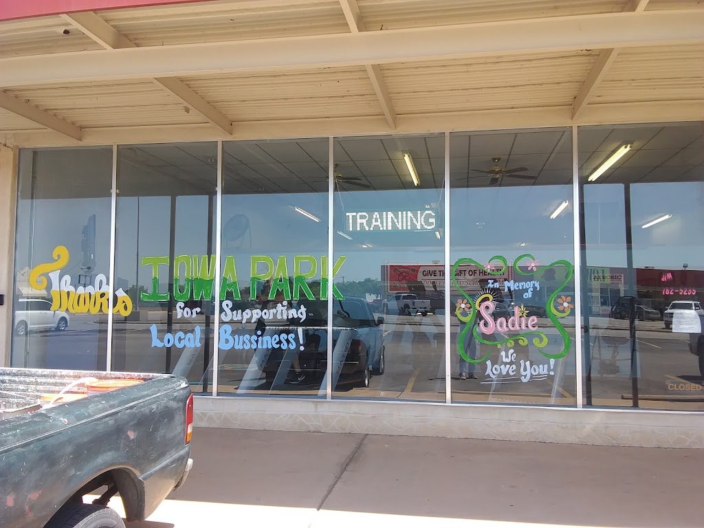  Dooley's Family Fitness Center