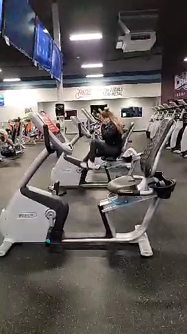  Crunch Fitness - Middletown