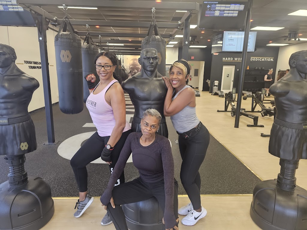  Mayweather Boxing + Fitness