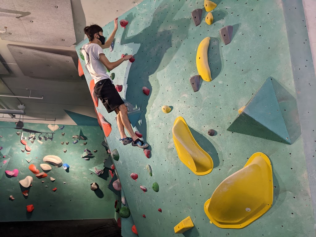  Bouldering Project - Poplar