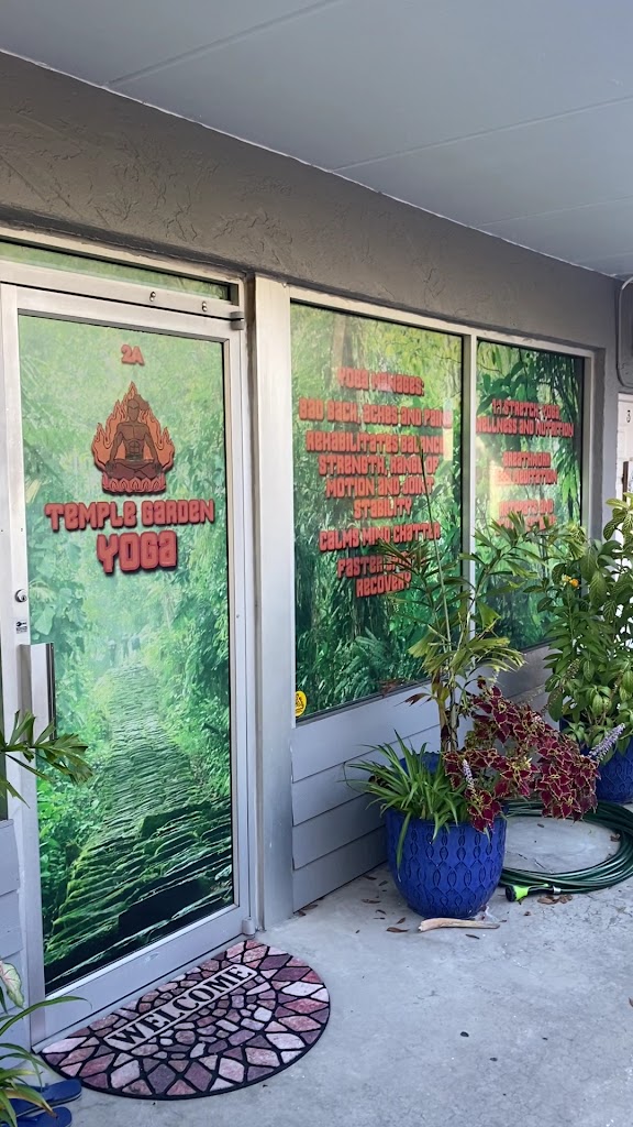  Aided and Restorative Yoga