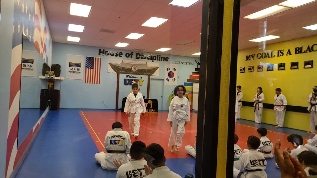  US Taekwondo Team (USTT)