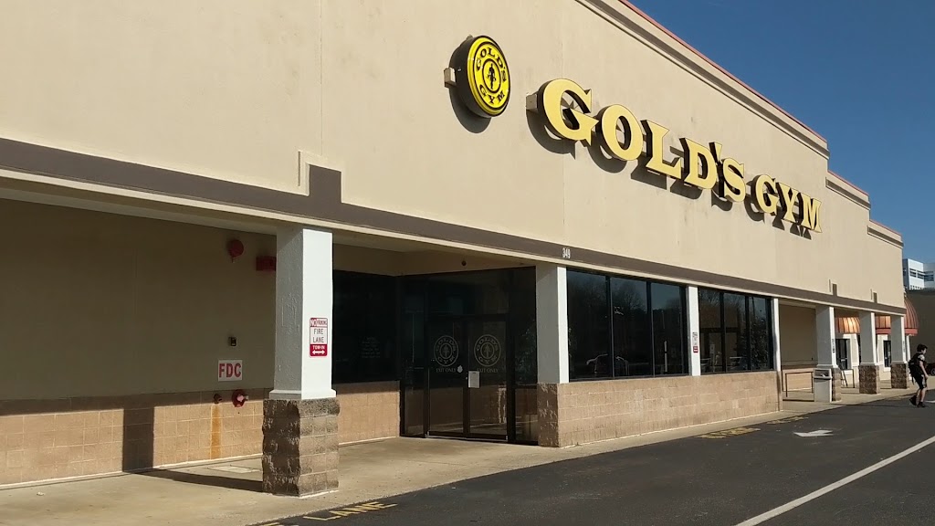  Gold's Gym