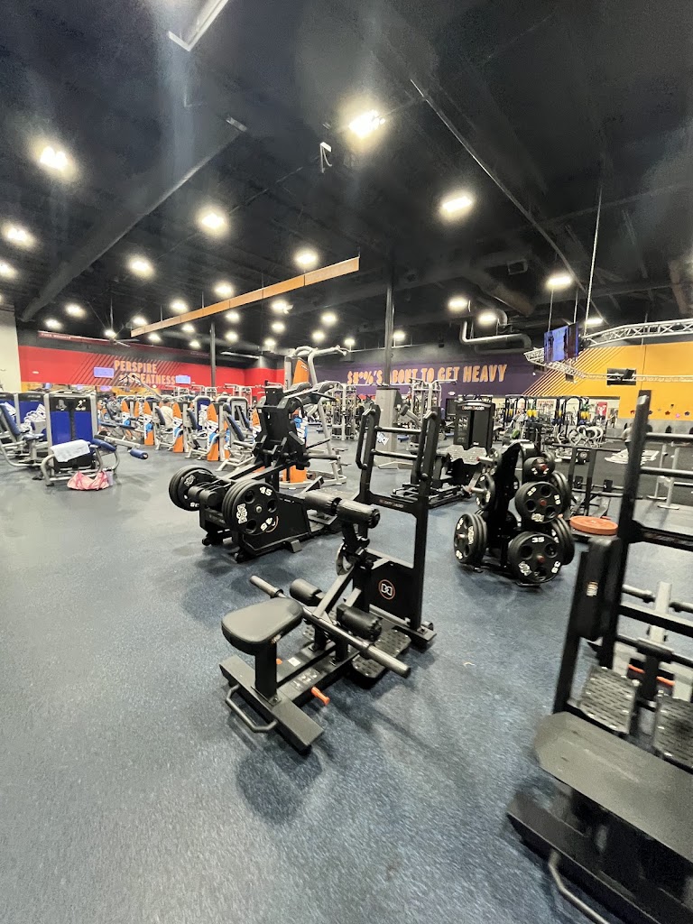  Crunch Fitness - Belle Isle