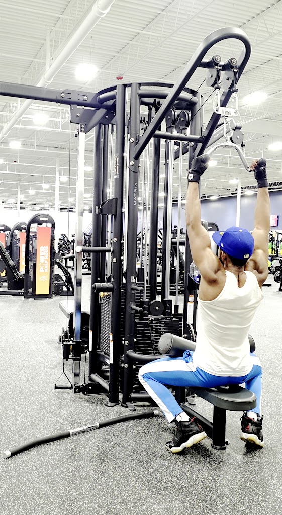  Crunch Fitness - Maplewood