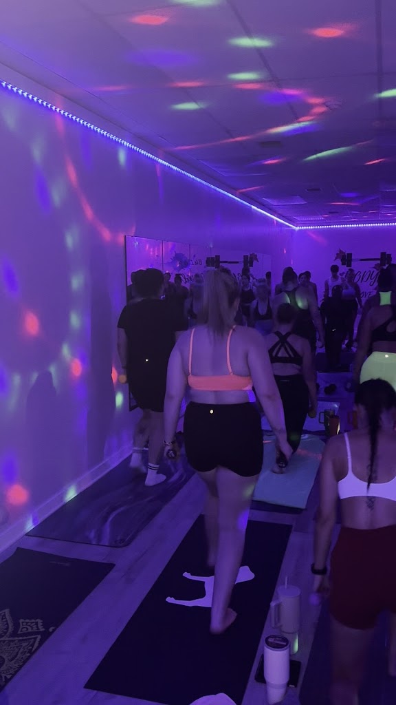  Hardbody Hot Yoga & Fitness