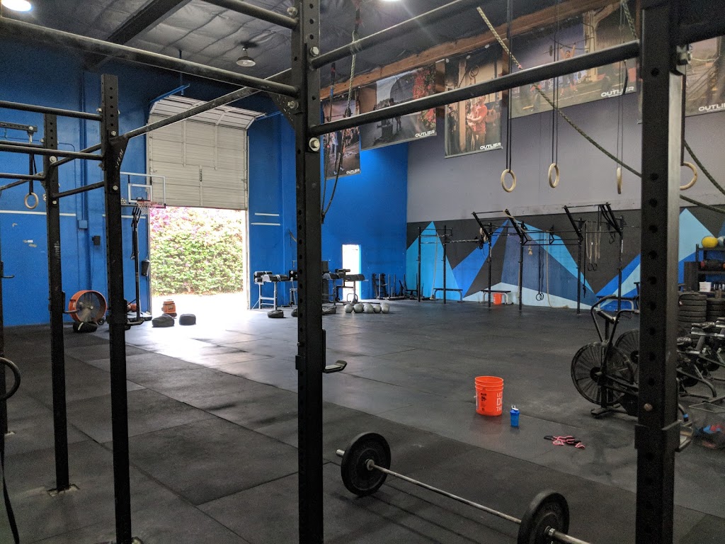  Outlier CrossFit