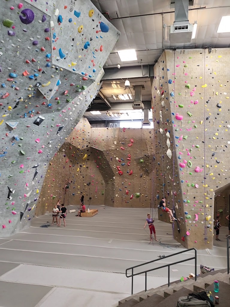  Movement Boulder