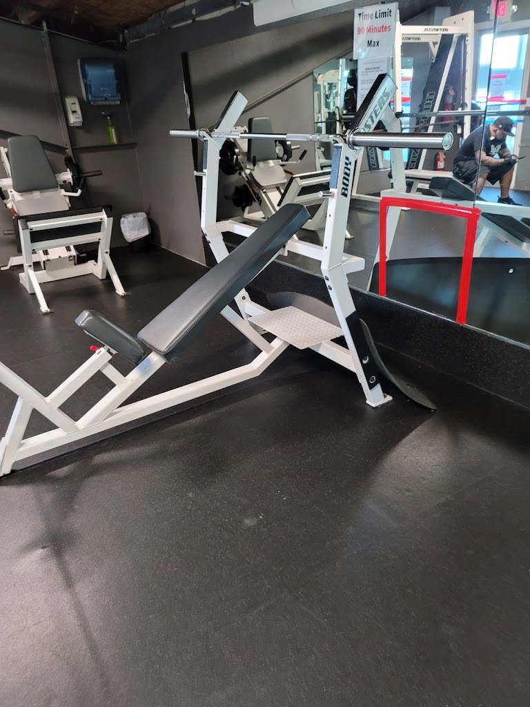  Rovella's Gym & Health Spa