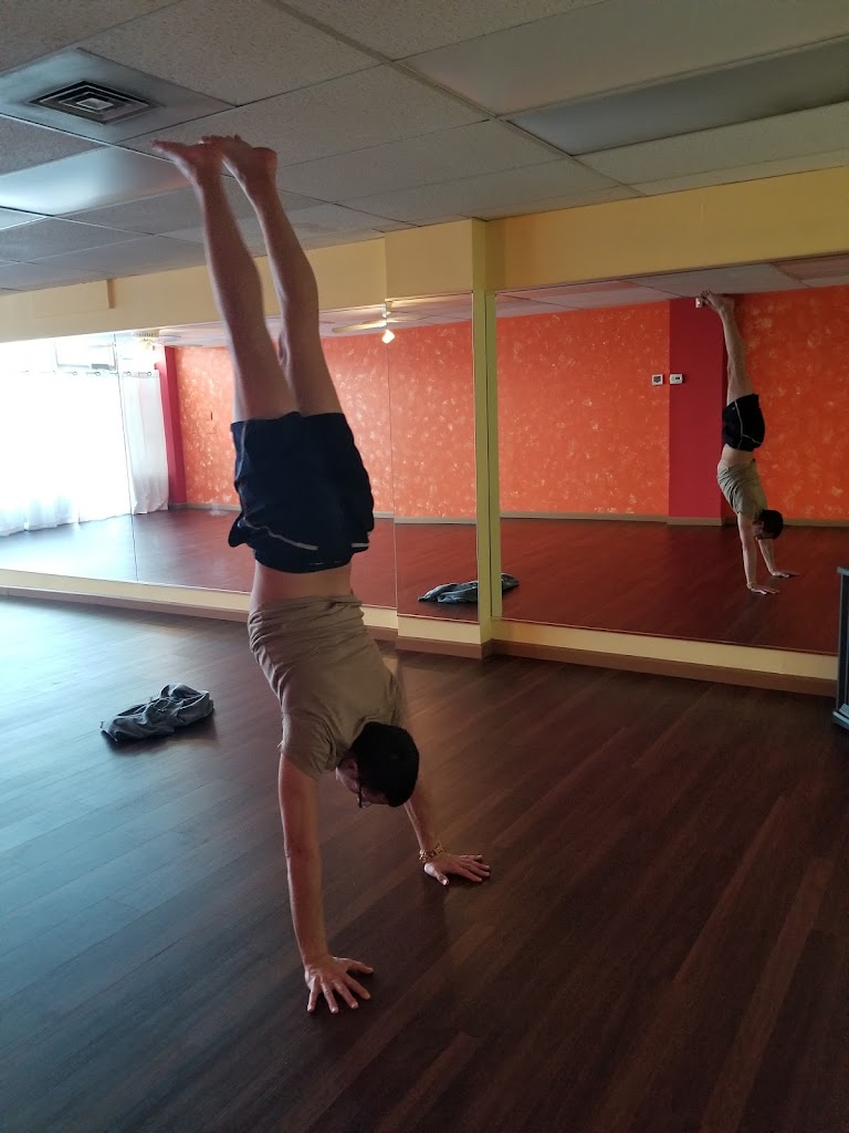  Vicari Hot Yoga