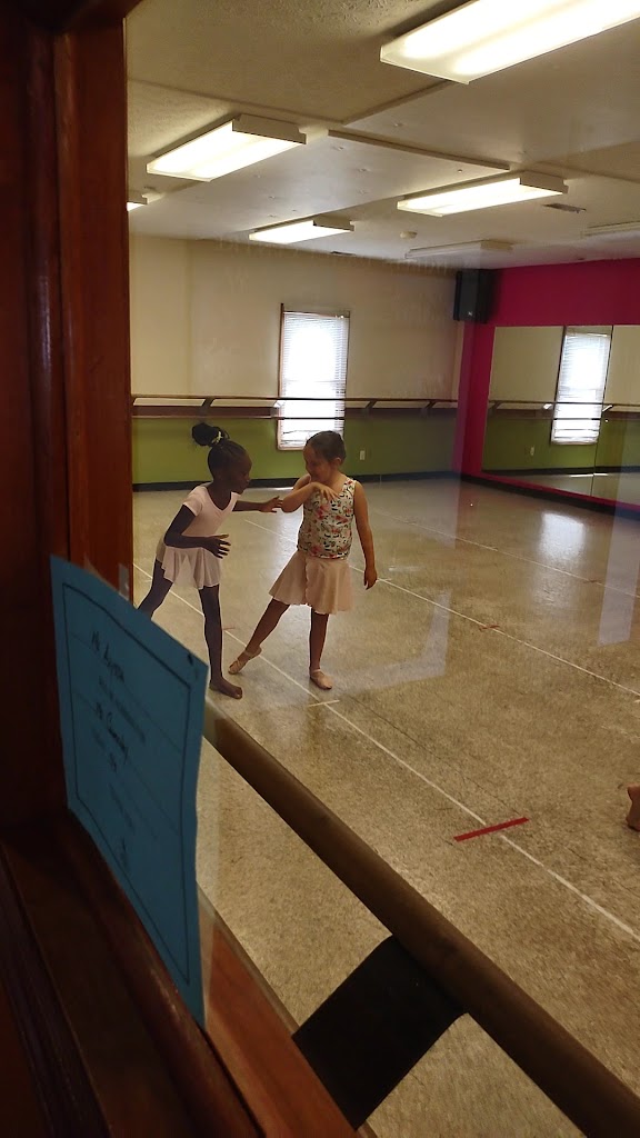  Dublin Dance Centre & Gymnastics