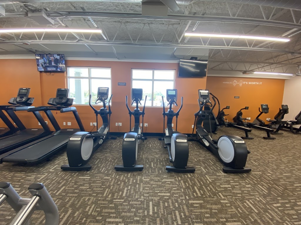  Anytime Fitness - Largo Mall