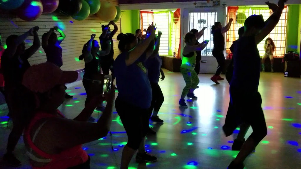  Reyes Nutrition Fit.