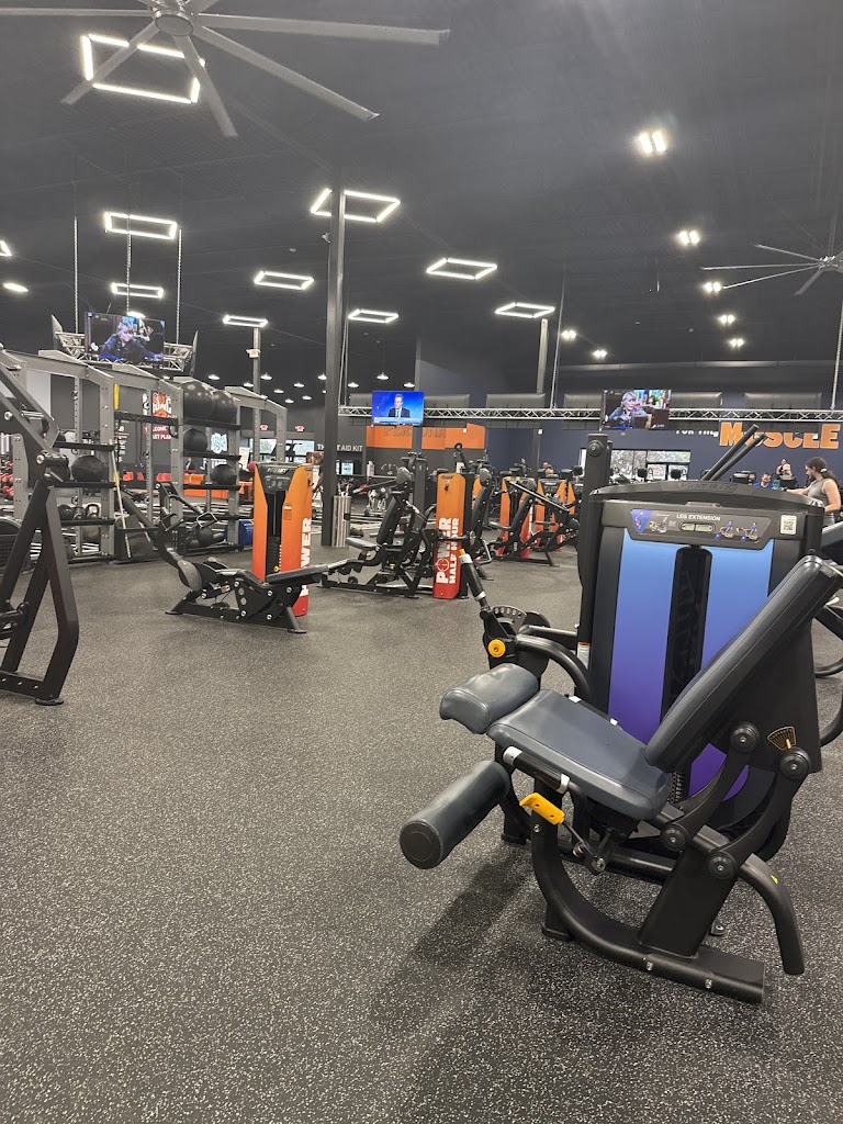 Crunch Fitness - East Plano