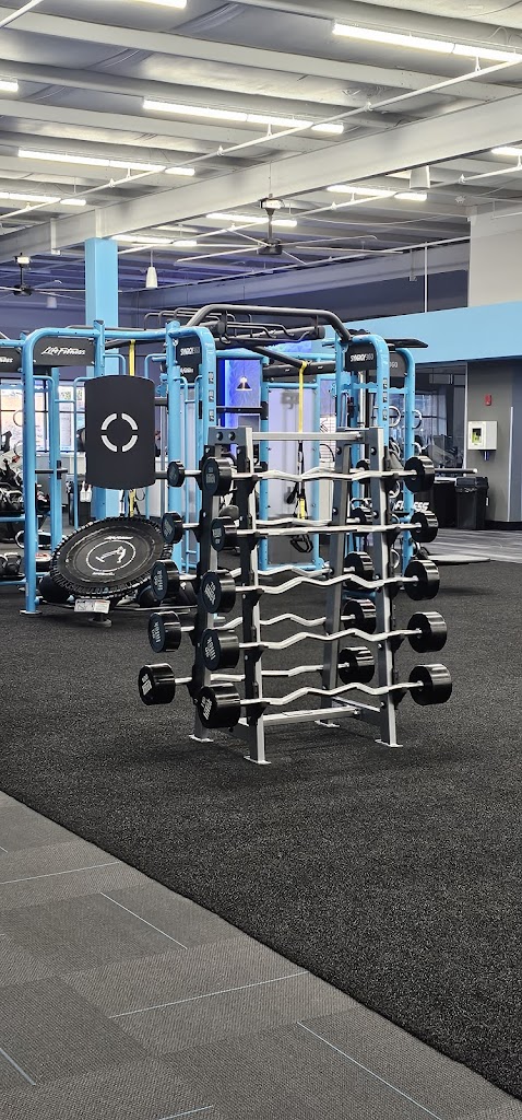  CLUB4 Fitness Kingston