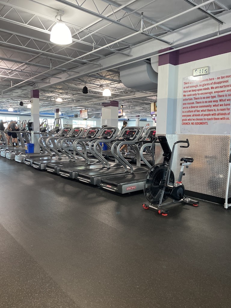  Crunch Fitness - Norwalk