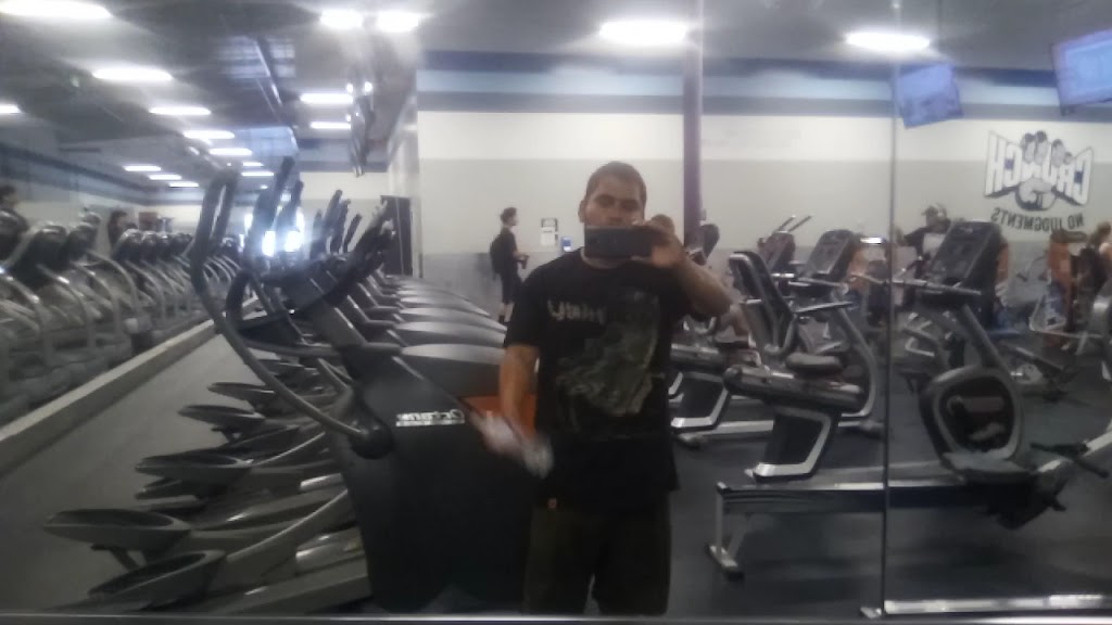  Crunch Fitness - Long Beach