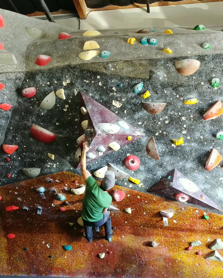  Hangar 18 Indoor Climbing Gym - Mission Viejo