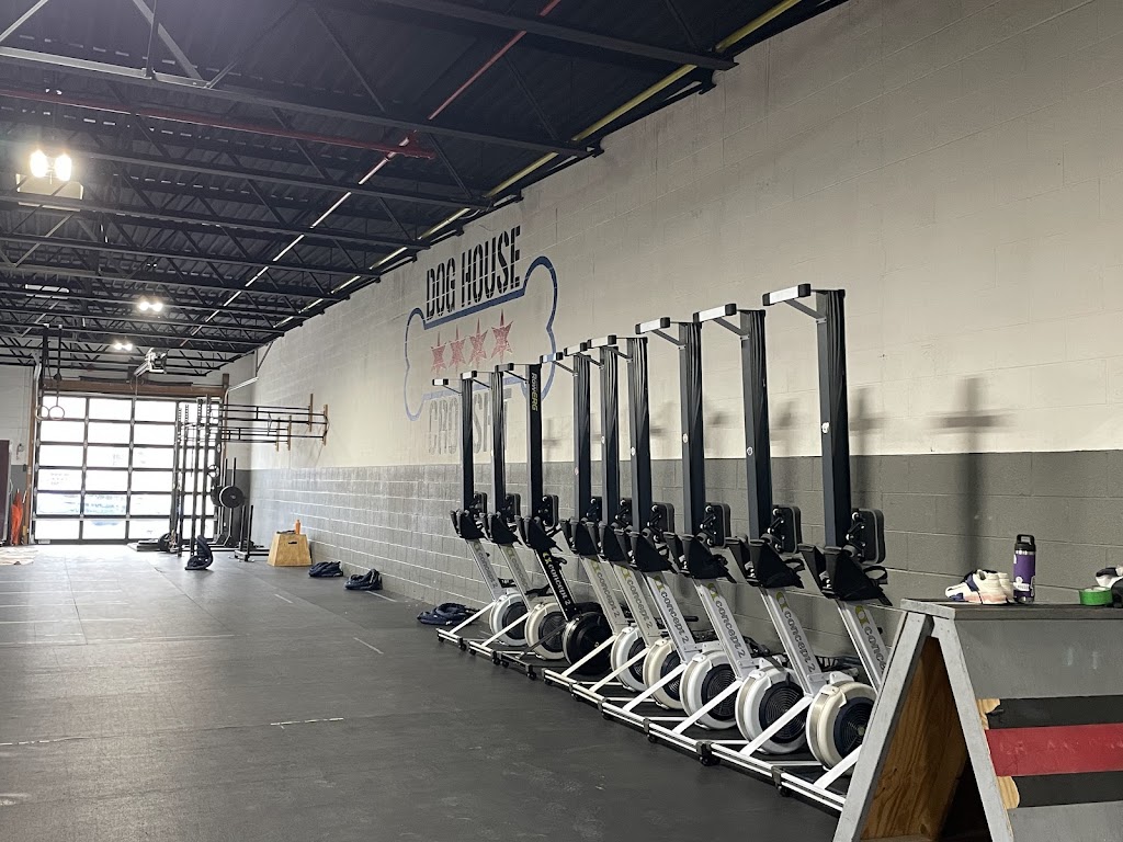  Dog House Fitness: Community, Movement and Nutrition