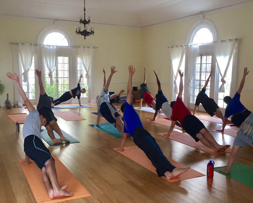  Art of Living Studio