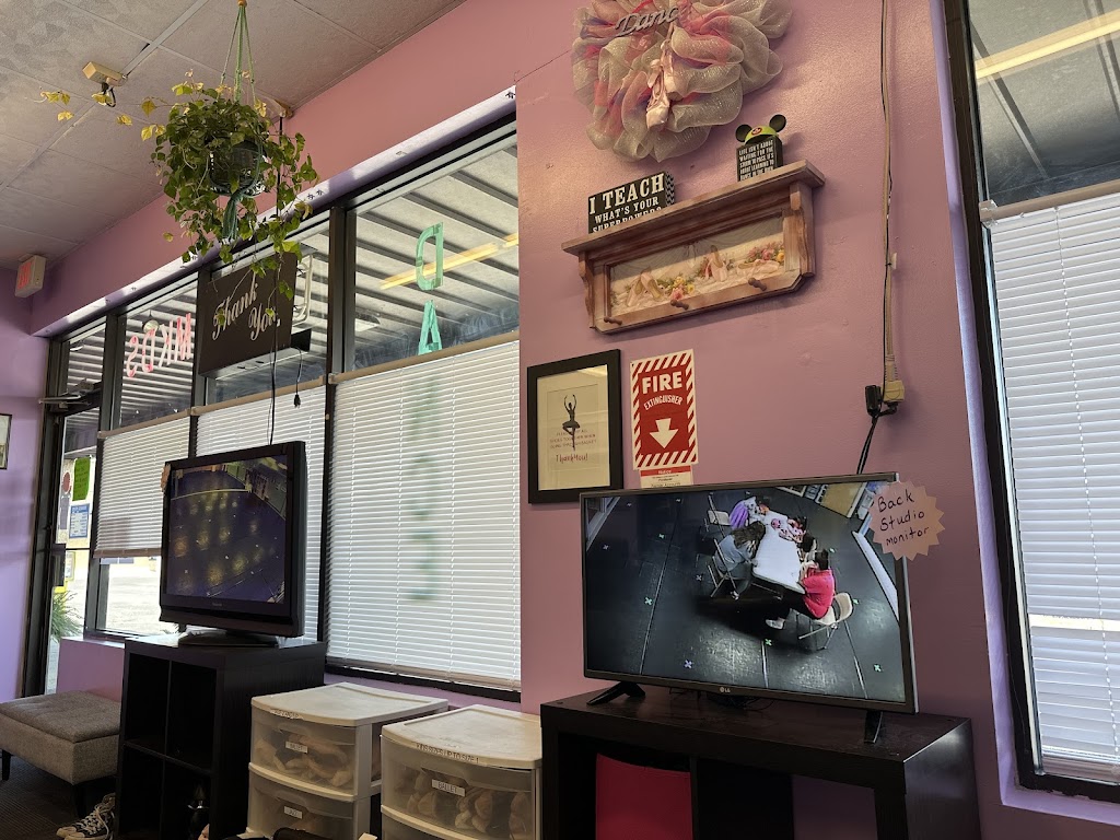  Miss Karen's Dance Studio