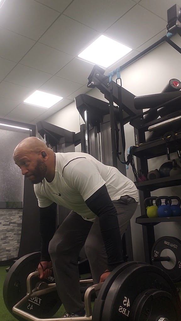  URGE FITNESS Edgewater Park