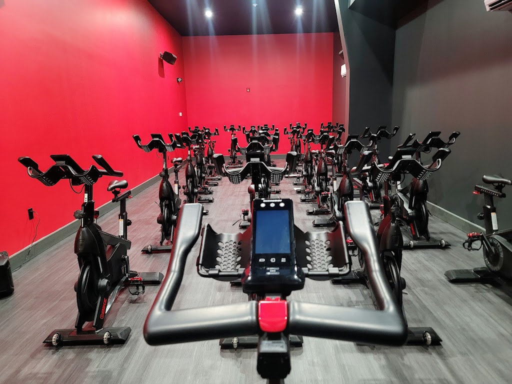  Crunch Fitness - Marlboro