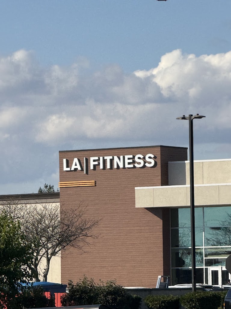  LA Fitness
