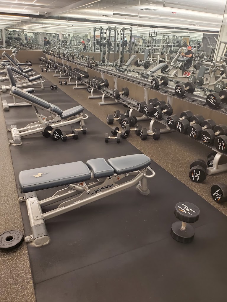  LA Fitness