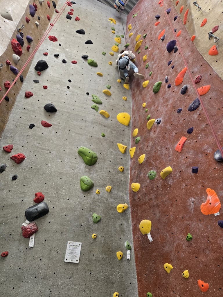  Triangle Rock Club - North Raleigh