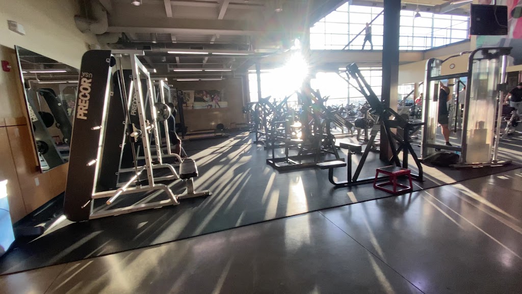  Genesis Health Clubs - Sprague