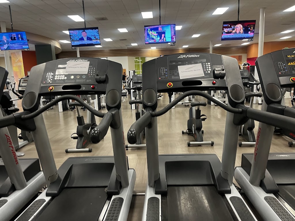  LA Fitness