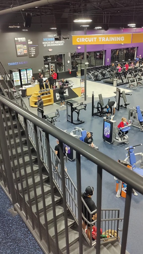  Crunch Fitness - Marietta