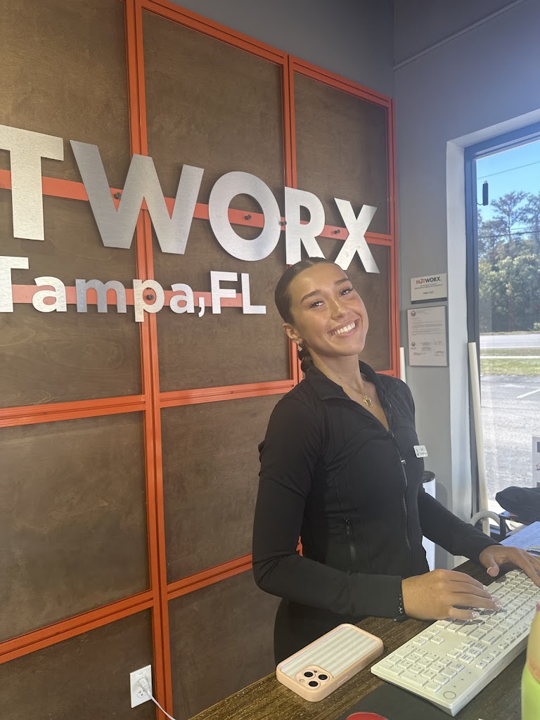  HOTWORX - Tampa, FL - Carrollwood