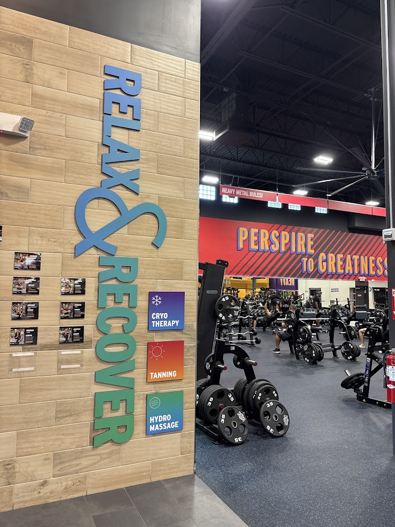  Crunch Fitness - Coral Ridge