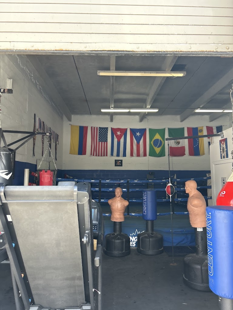  RB Titi Boxing Gym