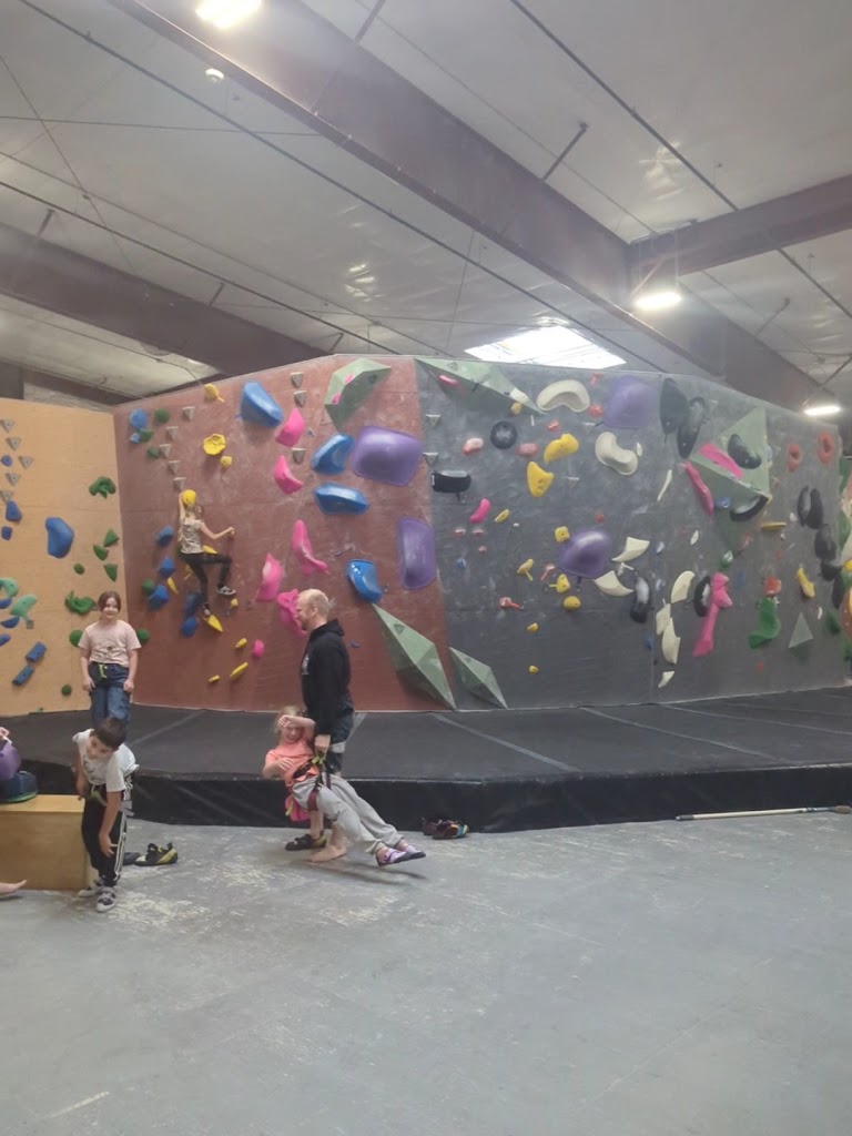  Vertical World North