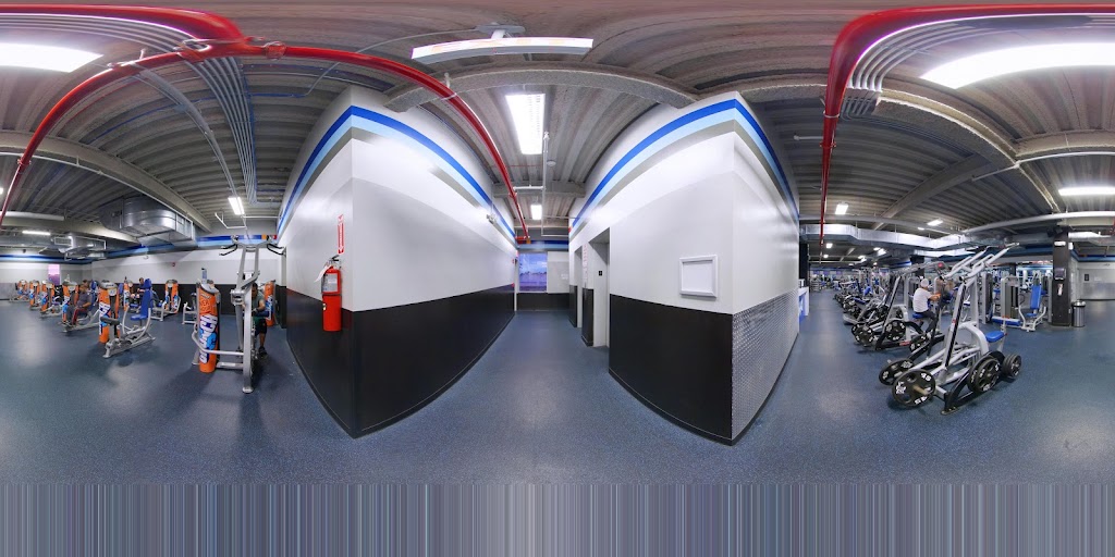  Crunch Fitness - Richmond Hill