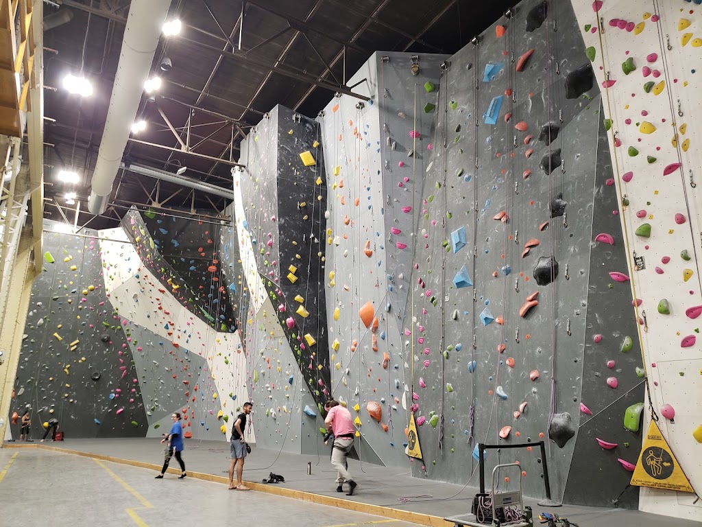  Climb So iLL at the Steel Shop