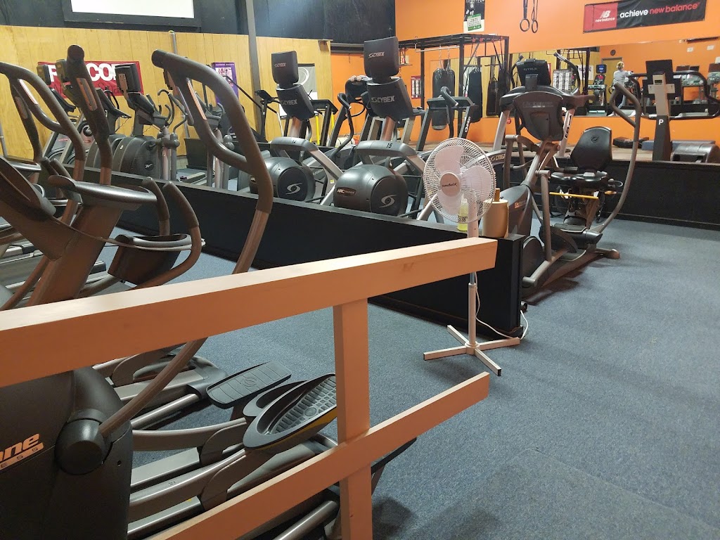  Somerset Sports & Fitness Inc