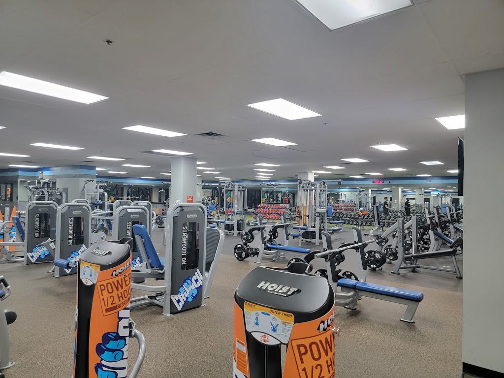  Crunch Fitness - North Colorado Springs